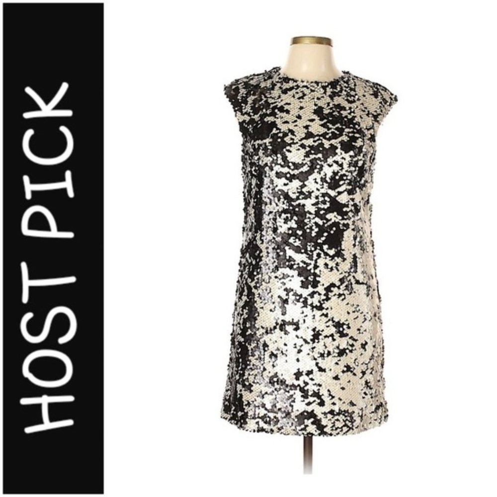 Rolando Santana
Stretchy Sequin
Cocktail Dress